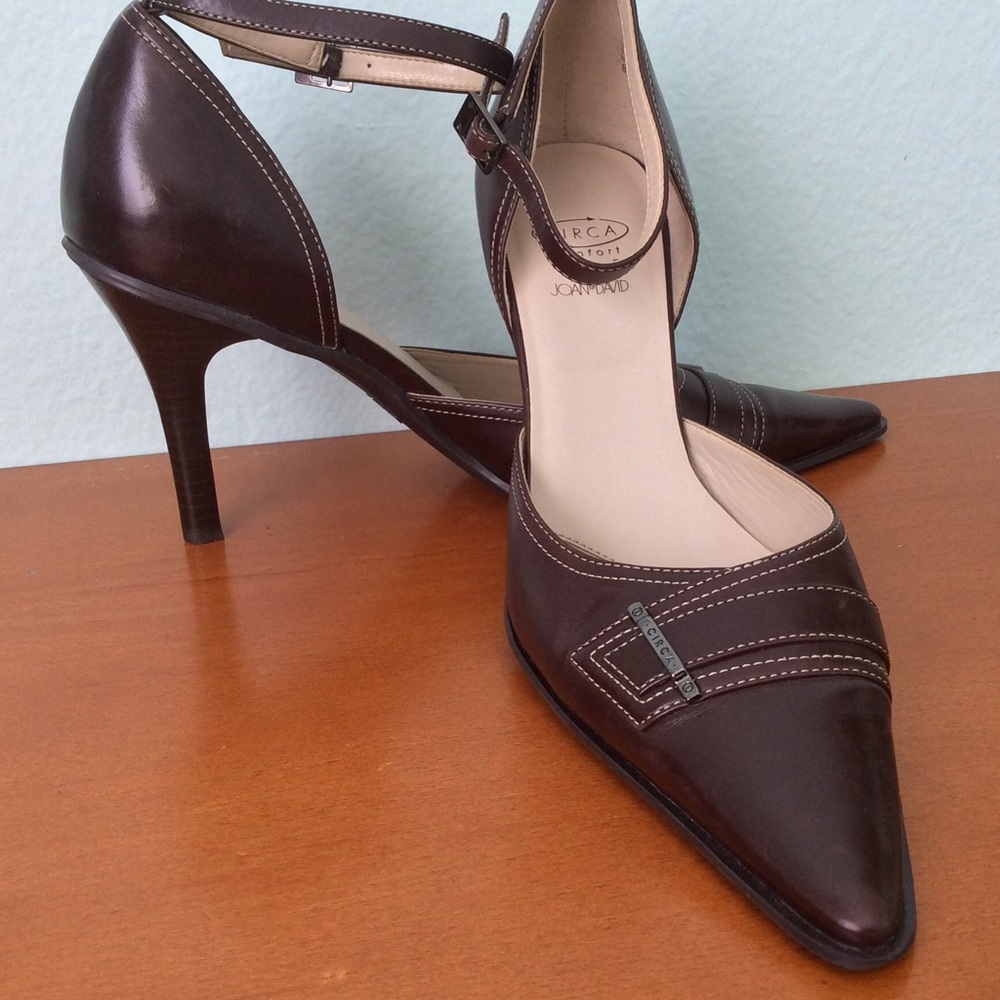 NWOT Joan & David Circa Comfort 365 Ankle Straps